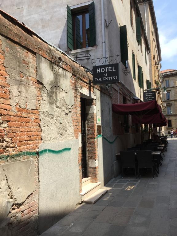 Albergo Ai Tolentini Veneza Exterior foto